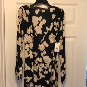 Billabong wrap dress